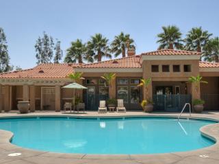 7450 Northrop Dr, Riverside CA  92508-5002 exterior