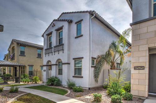4535 Emerson St, Chandler, AZ 85248