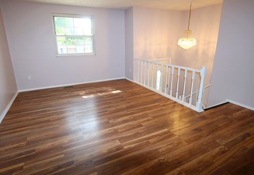 6120 Spicewood Ave, Florence, KY 41042-1345