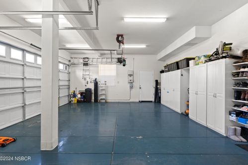 1632 Chianti Ln, Santa Maria CA  93458-6325 exterior