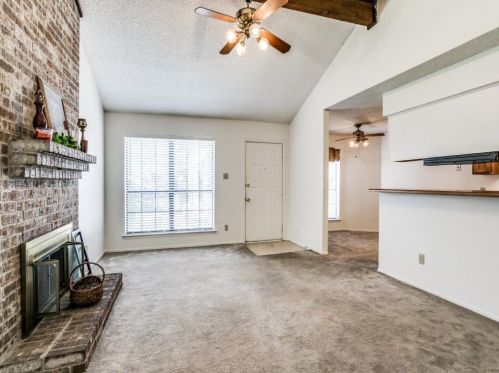 3303 Green Ridge St, Fort Worth, TX 76133-7253