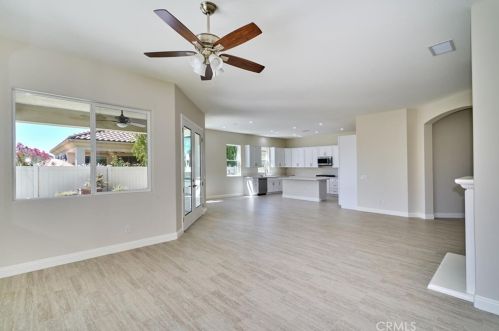 1594 Tanglewood Ct, Beaumont CA  92223-8540 exterior