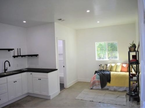 6255 Primrose Dr, La Mesa CA  91942-4030 exterior