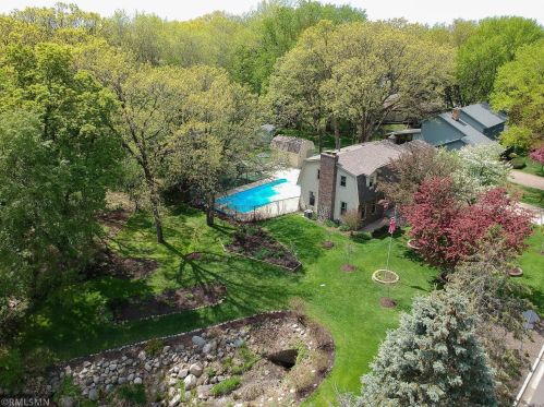 10120 Mississippi Blvd, Minneapolis, MN 55433-4532