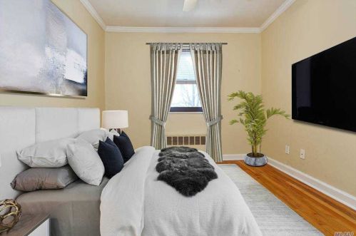 86-40 155th Ave, Jamaica, NY