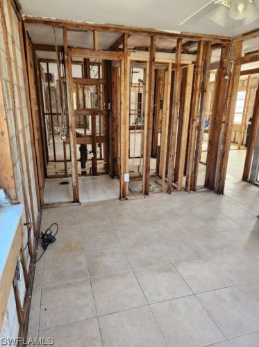 331 Washington Ct, Fort Myers Beach FL  33931-3735 exterior
