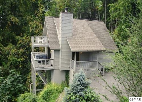 936 Stans Rd, Gatlinburg, TN 37738-3907