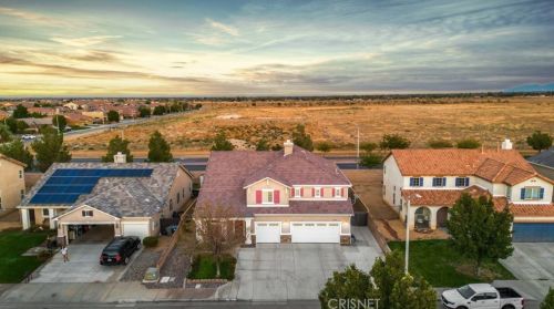 43340 Hampton St, Lancaster, CA 93536-1785