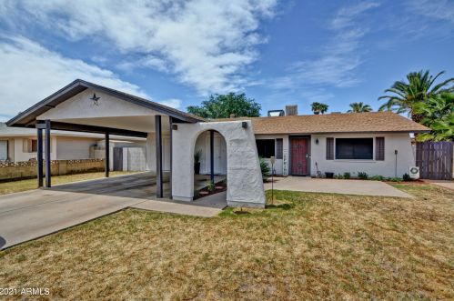 5640 46th Ave, Glendale, AZ 85301-6210