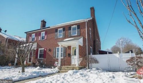 307 Hamilton St, Norristown, PA 19401-4323