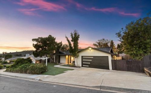 6528 Sunny Brae Dr, San Diego, CA 92119-2957