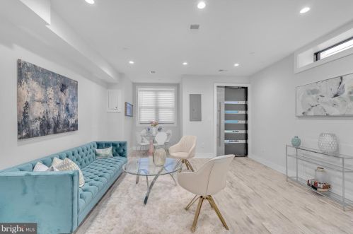 1419 10 St, Washington DC 20001-3214 exterior