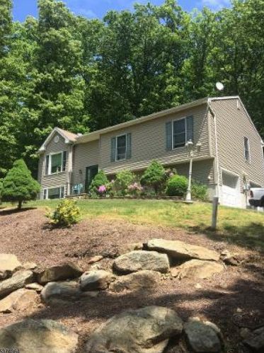 382 Mount Bethel Rd, Oxford, NJ 07863-3371