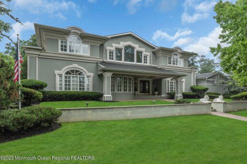 10 Meadow Ln, West Long Branch, NJ 07764-1171