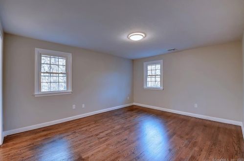 50 Bette Dr, Manchester CT  06040-6814 exterior