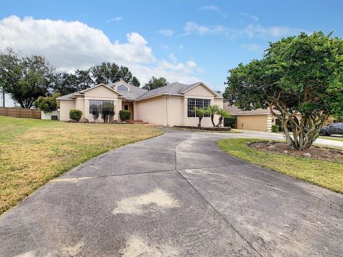 2819 Meridian Point Ln, Lakeland, FL 33812-5830