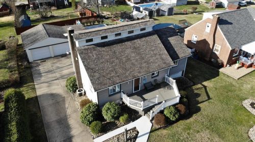 209 Beverly Dr, New Kensington PA  15068-3207 exterior