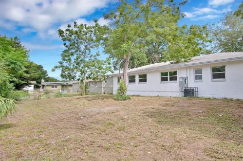 10 Celeste St, Apopka FL  32703-7502 exterior