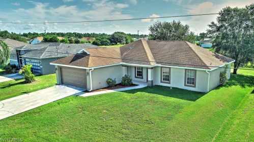 1002 Fred Ave, Lehigh Acres, FL 33971-4918