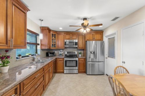 9780 Pecan Tree Dr, Boynton Beach, FL 33436-0647