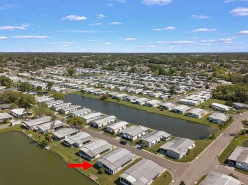 3145 Brewster Dr, Tarpon Springs, FL 34690-1910