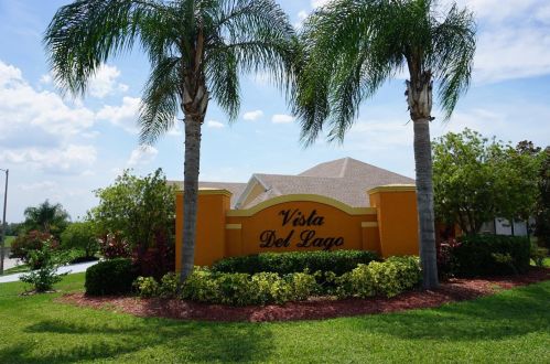 854 Sam Pennant Dr, Dundee, FL 33838-4434