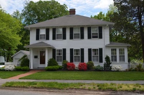52 Wilshire Park, Needham, MA 02492-3723