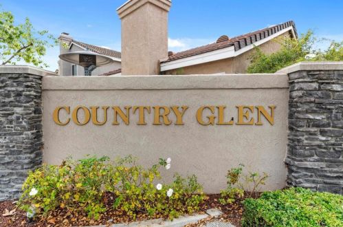 44674 Arbor Ln, Temecula CA  92592-5859 exterior