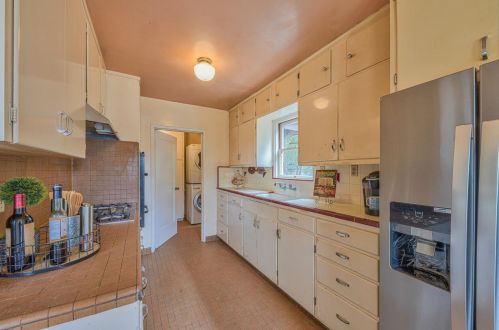 817 Congress Ave, Del Monte Park CA  93950-4808 exterior