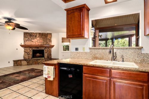 6736 Stonegate Dr, Chino CA  91710-6227 exterior