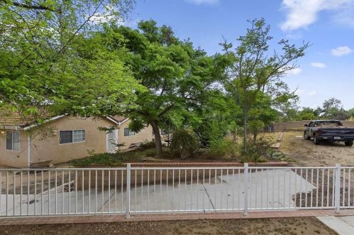 5378 Golden Ave, Riverside CA  92505-2417 exterior