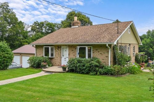 49 Huschke Rd, Hurleyville, NY 12747-5212