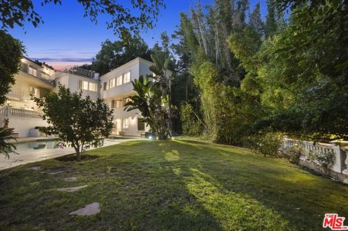 3511 Berry Dr, North Hollywood CA  91604-3862 exterior