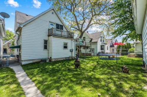 344 Rosedale Ave, Milwaukee WI 53207-0014 exterior