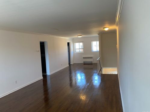 416 Dawson Ln, Muttontown NY  11753-2555 exterior