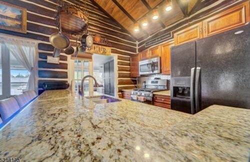 9 Woodside Dr, West Milford Lakes NJ  07480-4246 exterior