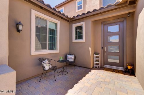 15930 Cortez St, Sun City, AZ 85379-1162