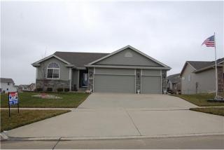 3212 22nd St, Ankeny, IA 50021-9598