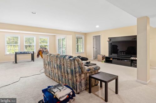 181 Bobwhite Ct, Gordonsville VA  22942-6985 exterior