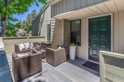 418 Crescent Ave, Sunnyvale, CA 94087-2756