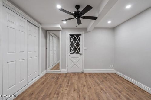 2005 Hull Ct, Simi Valley CA 93063-3701 exterior