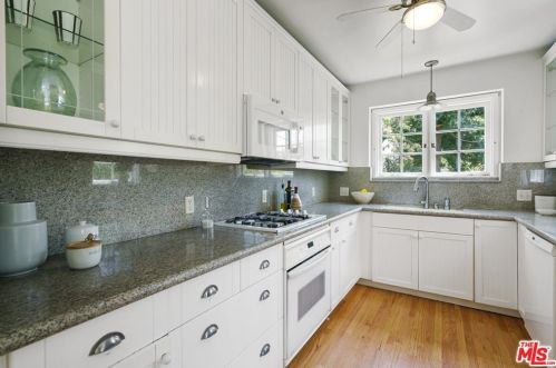 12259 Hartsook St, North Hollywood CA  91607-3054 exterior