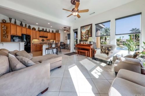 9 Loch Ness Lake Ct, Rancho Mirage CA  92270-5811 exterior