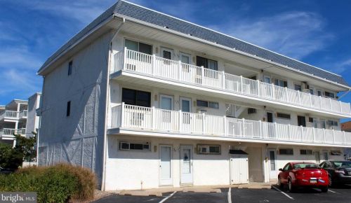 212 Brigantine Ave, Brigantine City NJ  08203-2542 exterior