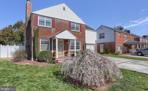 1294 Letchworth Rd, Camp Hill, PA 17011-7517