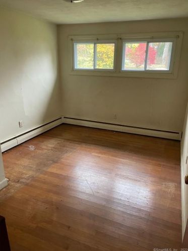 16 Eastwood Rd, Groton CT  06340-6011 exterior