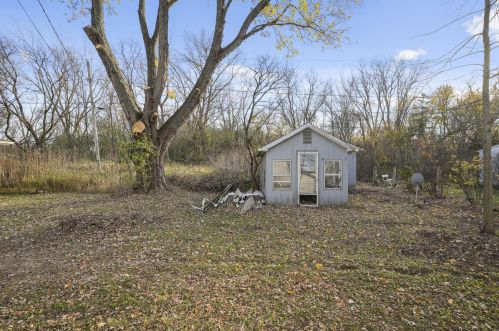 841 Legion Dr, Twin Lakes WI  53181-9139 exterior
