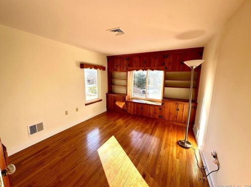 112 Housatonic Dr, Milford CT  06460-5034 exterior