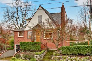 4519 Hill St, Seattle, WA 98116-1926
