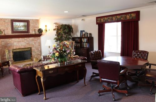 257 Chadwick Ct, Souderton PA  18964-2818 exterior